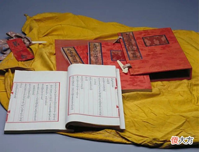 【历史故事】雍正13年8月，57岁雍正七窍流血暴毙于圆明园，死因暗藏惊天玄机