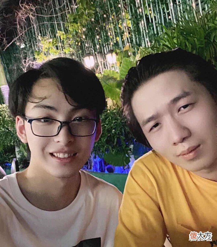 【游戏迷】德华大败耀扬, 好兄弟赖神帮了大忙, 耀扬输得一塌糊涂!