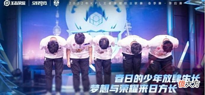 【游戏迷】狼队火力全开, 零封GK太秀, 看得吕德华直摇头