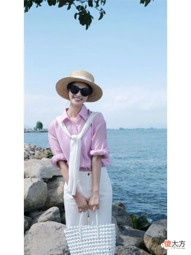 【就爱时尚】小个子女生这样穿今年流行，衬衫＋短裤，既时髦舒适，显高又显瘦
