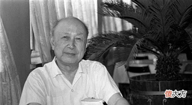 【爱历史】钱学森一人能顶5个师，为何美国肯放他回国？只因中国筹码太诱人