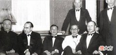 【爱历史】杜月笙临终烧掉所有欠条，家人：心疼，杜月笙大怒：这样能保命
