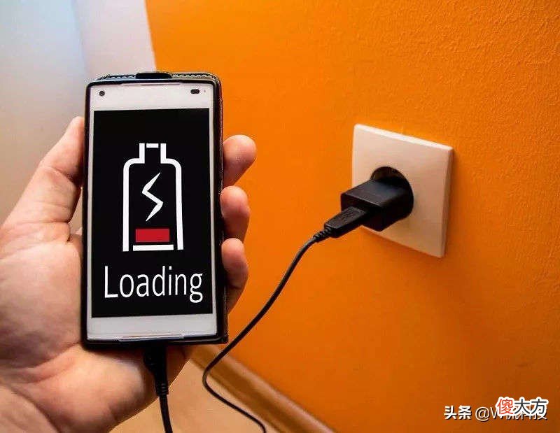 手机充电大有讲究 手机充电应该