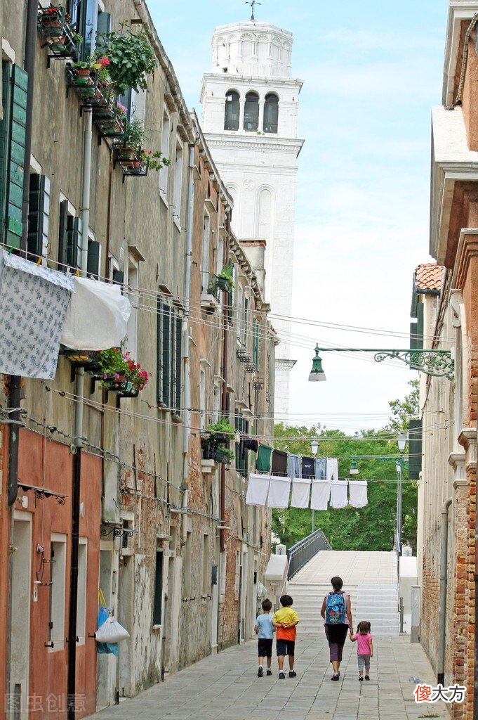 教你快速清洗各种污渍衣服立竿见影 衣服有污渍怎么清洗干净