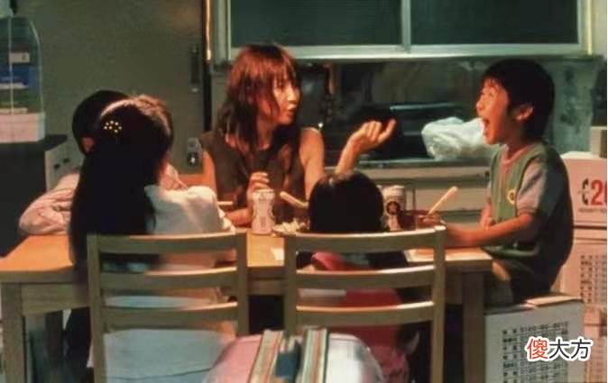 1988日本弃婴事件：女子与不同情夫生6个孩子，2岁妹妹被大孩虐杀