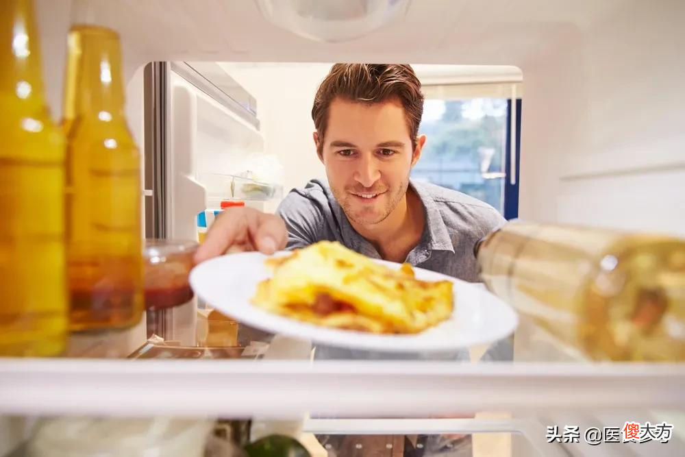食物凉了放冰箱 食物要凉了再放冰箱里吗