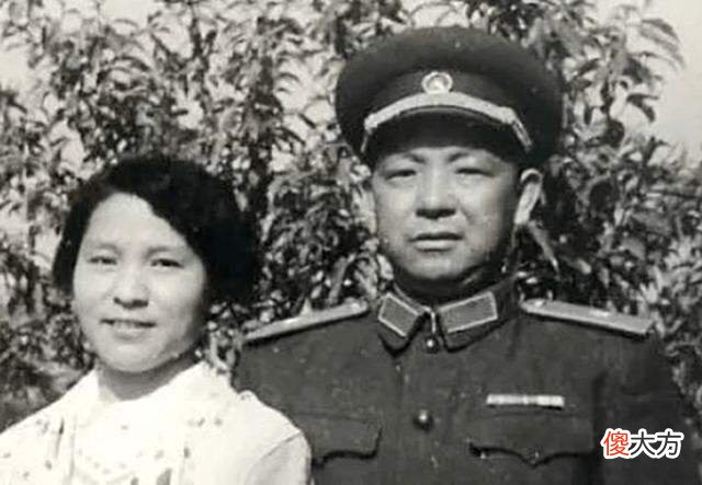 【爱历史】55年授衔后，少将自己没意见，首长为何主动找他致歉？你军衔低了