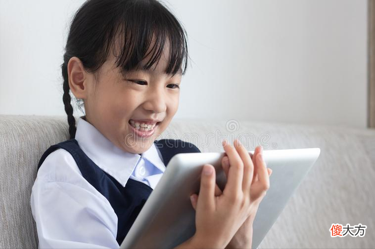 孩子特别喜欢玩手机游戏 孩子特别喜欢玩手机游戏怎么办