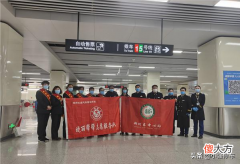 郑州东站停车费一天一夜多少钱 郑州东站停车场一天一夜多少钱