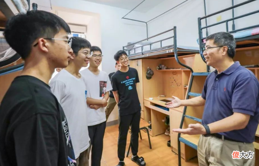 成绩再好也可能被退学 成绩差被退学