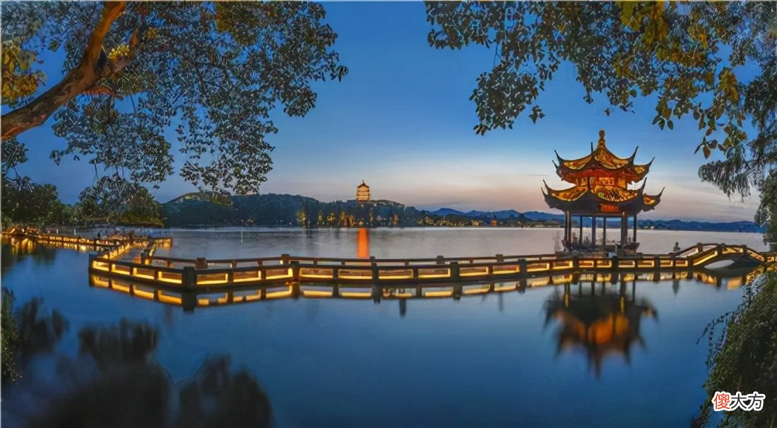 苏轼在西湖写的这首词 苏轼在西湖写的诗词