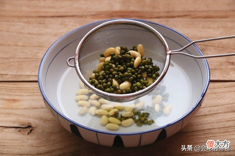 姑姑喝了20年的豆浆配方，天气越热越要喝，做法简单，看一眼就会