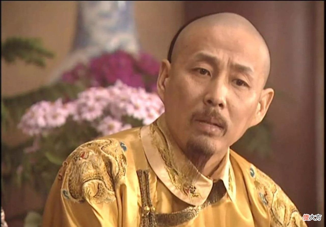 【爱历史】雍正临终托孤重臣张廷玉，却被乾隆罢官夺爵，乾隆为何如此待他？