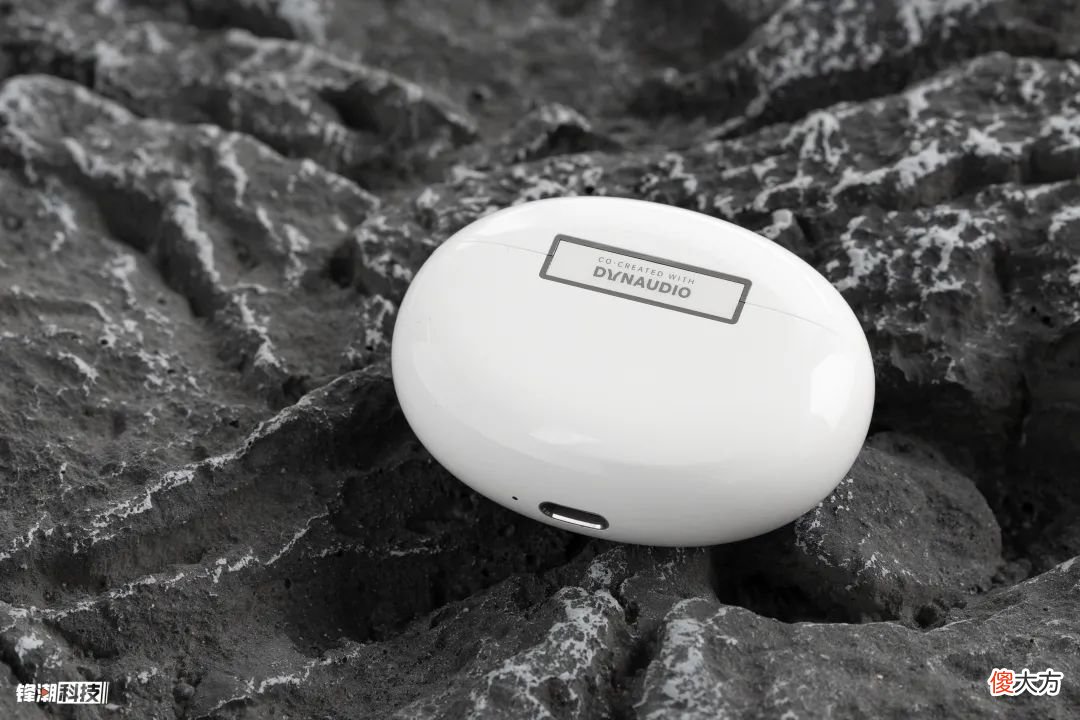 我决定扔掉苹果AirPods 把苹果扔掉