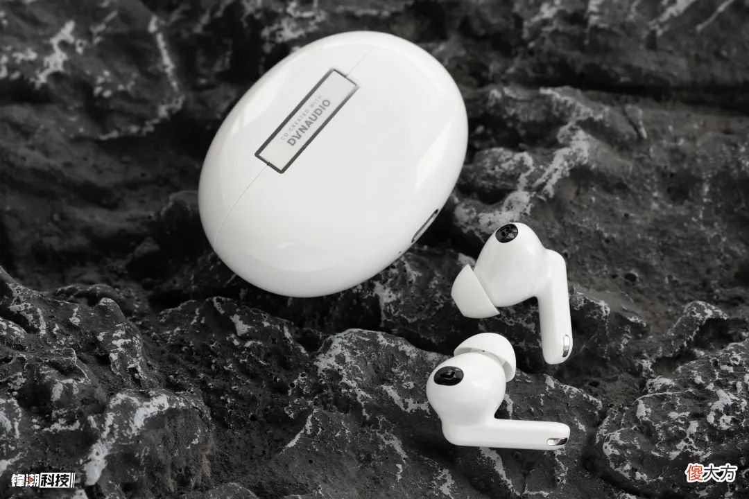 我决定扔掉苹果AirPods 把苹果扔掉