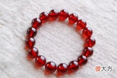 哪些人不适合戴石榴石的