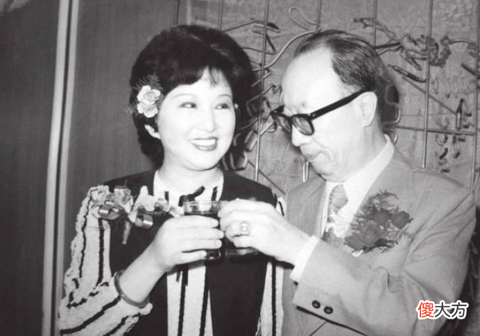 丈夫鞋带松了 鞋带儿松了