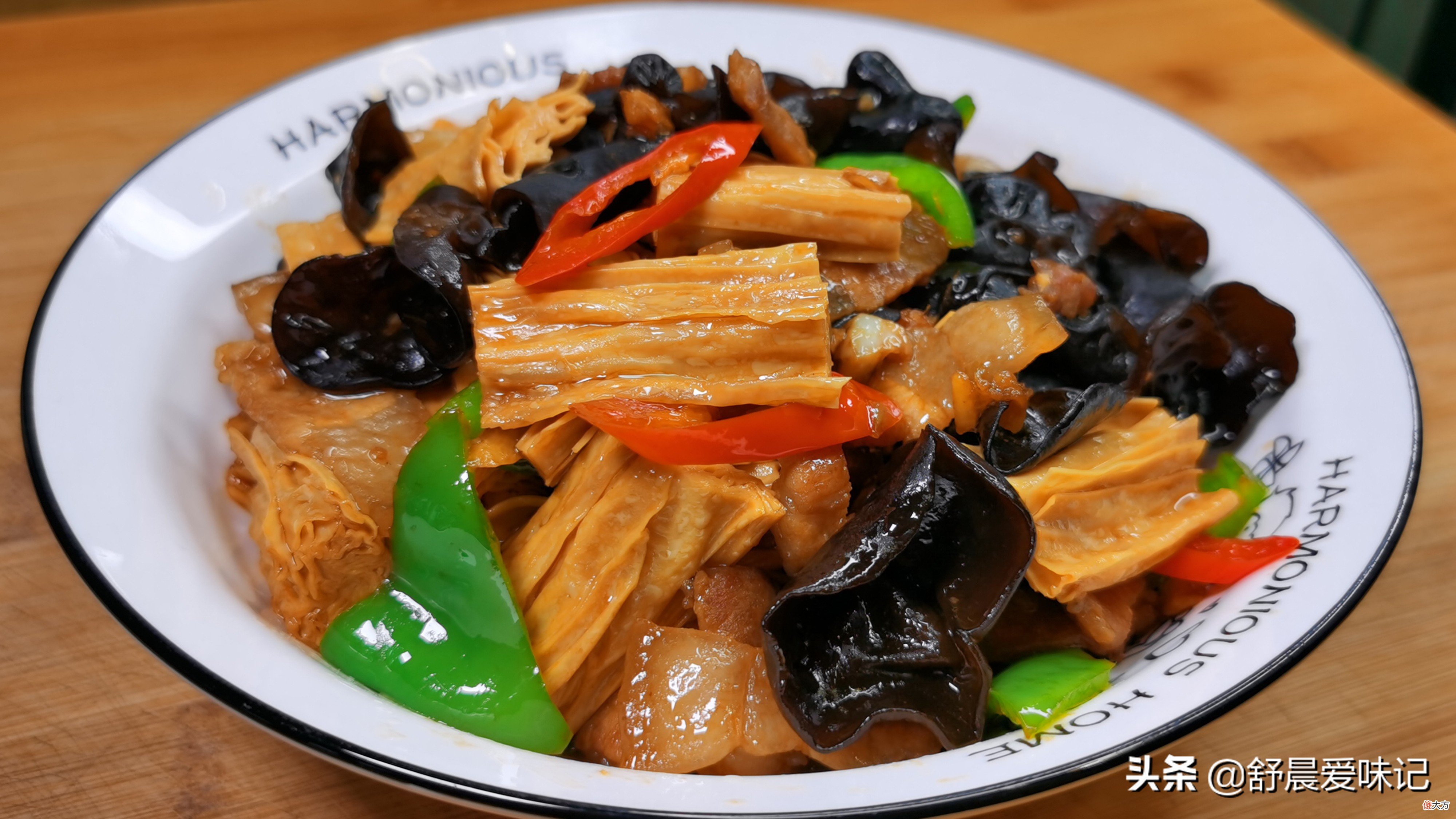 腐竹怎么炒才好吃 腐竹怎么炒才好吃不辣的