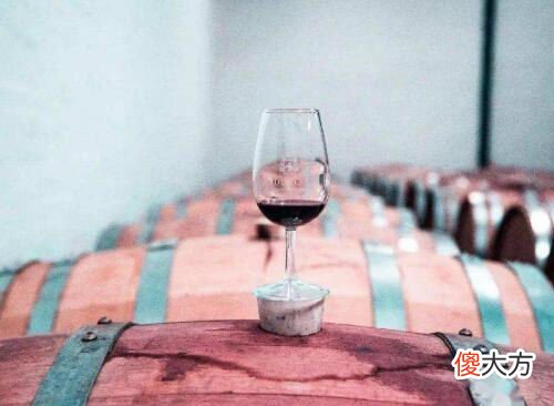 中国红酒品牌排行榜前十名如何选 红酒买哪种比较好