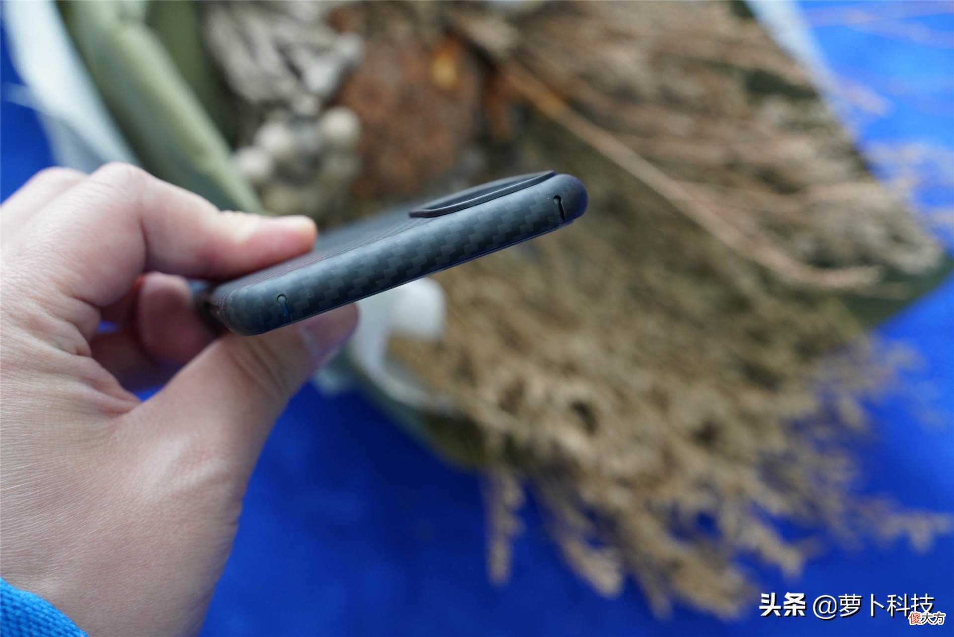 防弹材质抗摔耐磨仅重10克 耐摔的材质