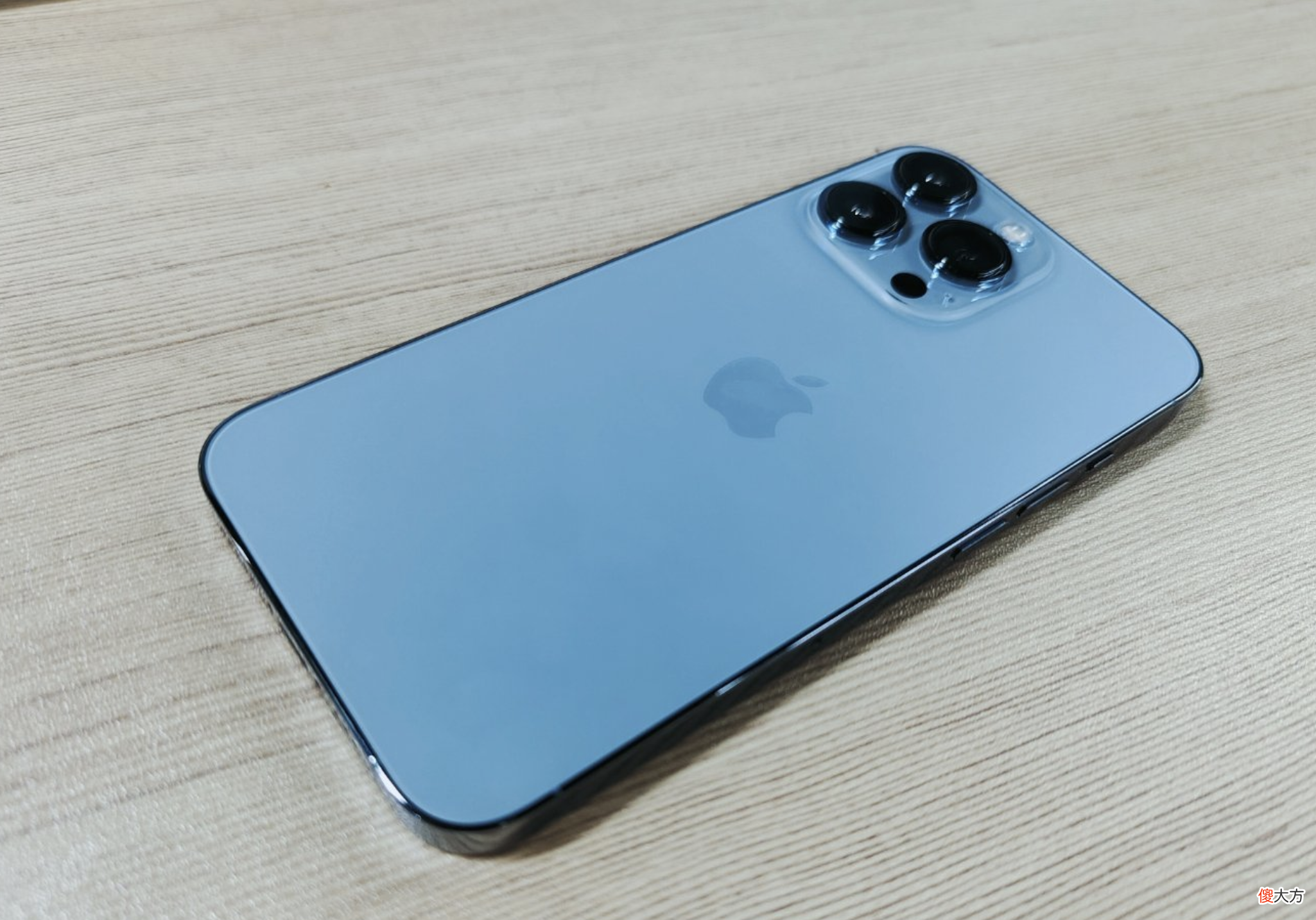 目前各品牌中值得买的旗舰机 目前最值得买的旗舰机