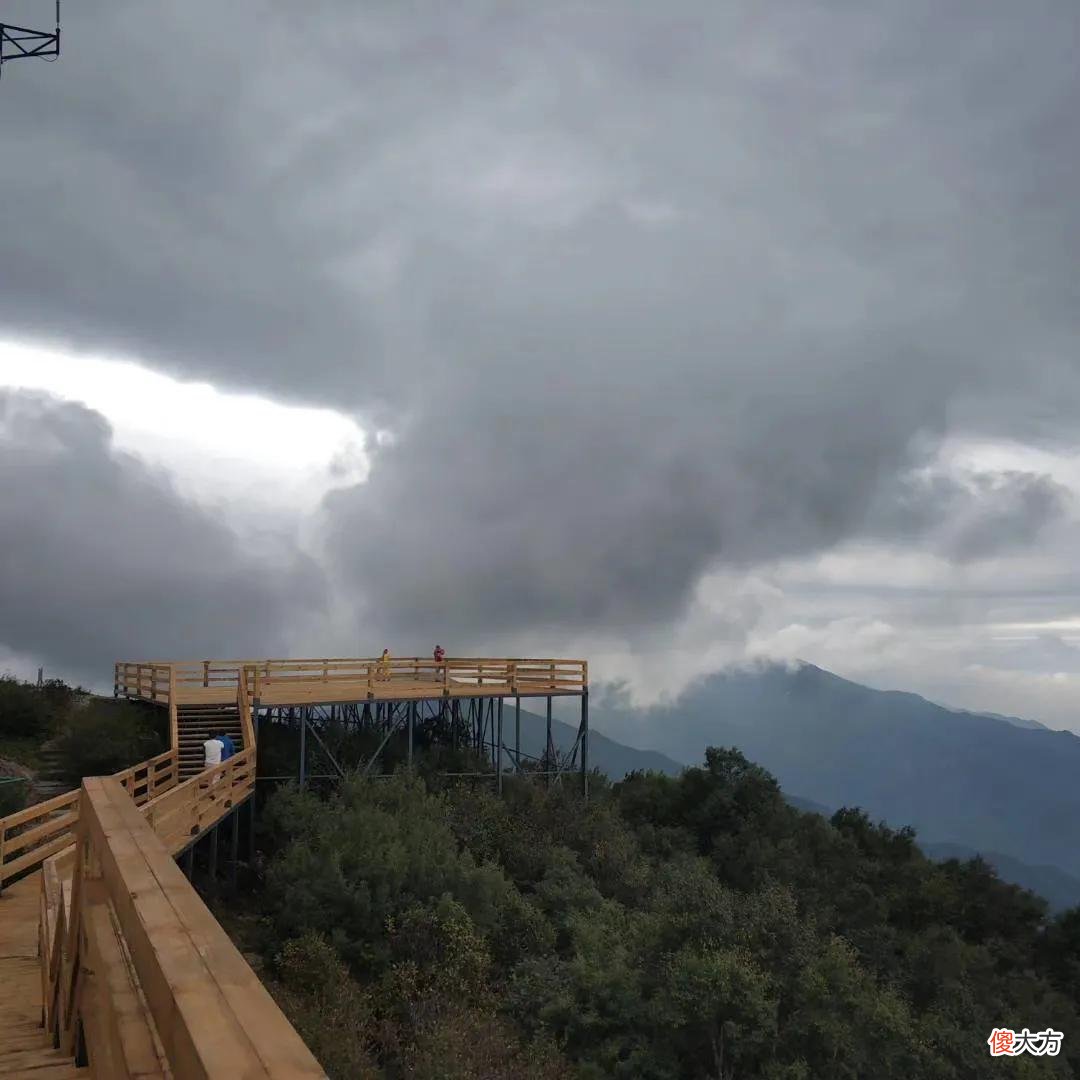 北京最高的五座山峰都是哪几座 北京最高的山峰是什么