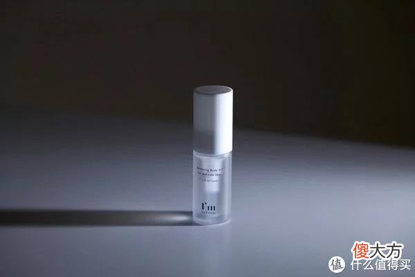 【就爱时尚】名创优品“小蒸玻”眼罩；纽西之谜涌泉冰肌酵母冰沙水乳；福瑞达伊帕尔汗薰衣草沐浴油... | 新品速递
