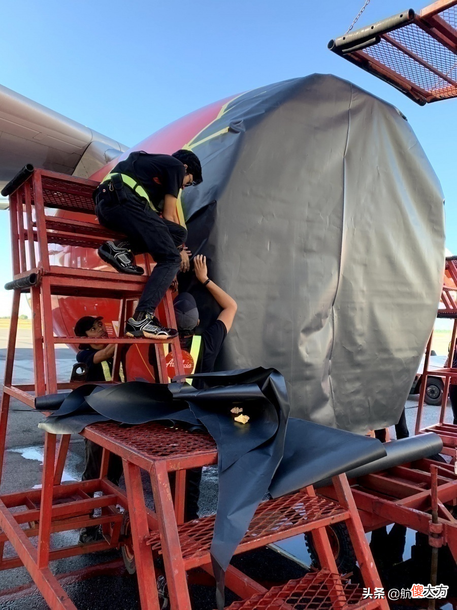 飞机长时间停放都需要做什么 能在空中停留最长时间的飞机怎么做