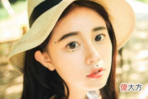 揭秘女人有美人尖好不好