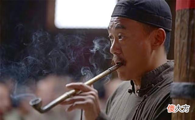 【历史故事】再看《白鹿原》，才知鹿子霖为何要摔烂白孝文的碗
