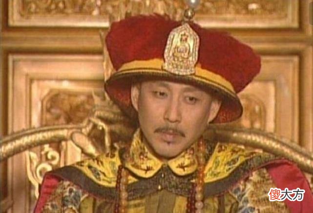 【爱历史】乾隆帝选择禅位，就不怕被嘉庆干掉吗？看看谕旨就知道了，根本没机会