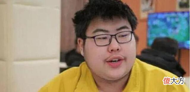 【游戏迷】狼队不夺冠面临解散! 妖刀采访直言训练强度高, 打ES做好必胜准备