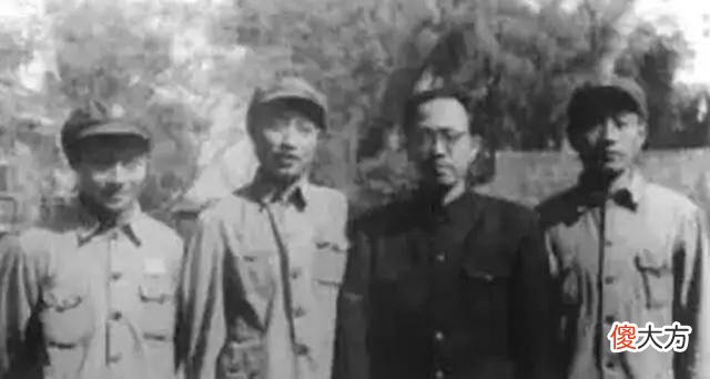 【历史故事】黄克诚追悼会上，妻子唐棣华对悼词不满：请你们删掉这个词！