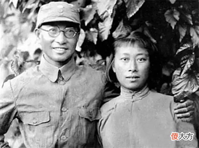 【历史故事】黄克诚追悼会上,妻子唐棣华对悼词不满:请你们删掉这个词!