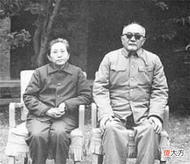 【历史故事】黄克诚追悼会上，妻子唐棣华对悼词不满：请你们删掉这个词！