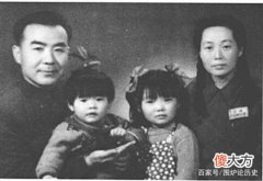【爱历史】粟裕道：陈赓这个工作狂，干起工作来不要命啊