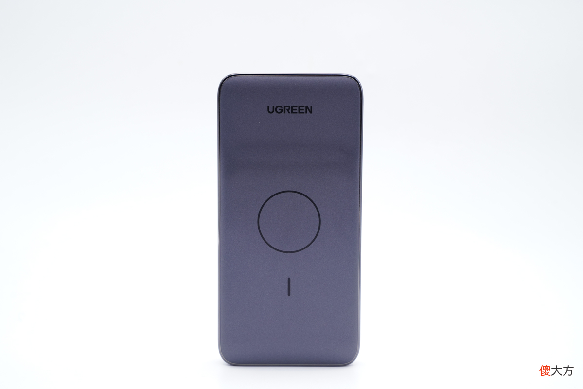 无线充电宝的正确打开方式 无线充电宝怎么打开