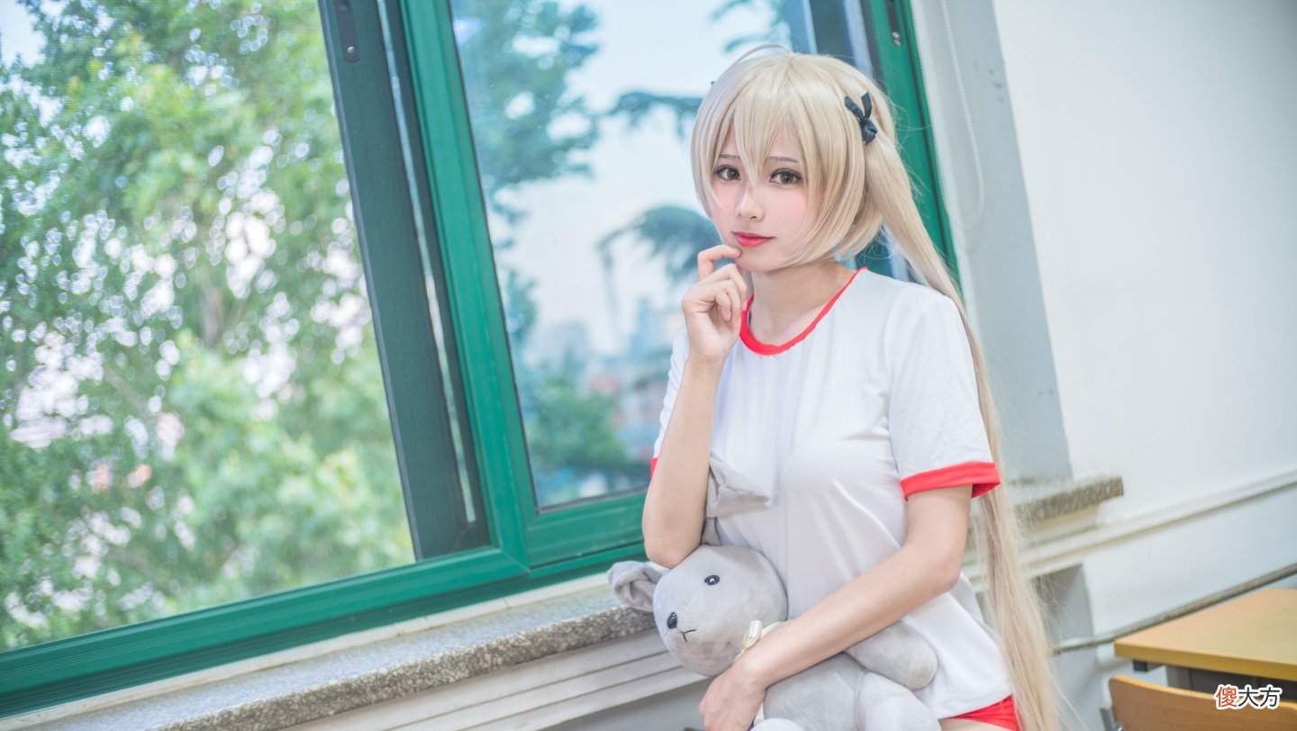 “穹”Cos：女仆or体操服，最后赢家是死库水还是兔耳娘？