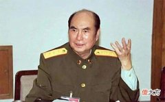 【爱历史】对越自卫反击战期间，出现的这三类人该枪毙，张万年说到做到