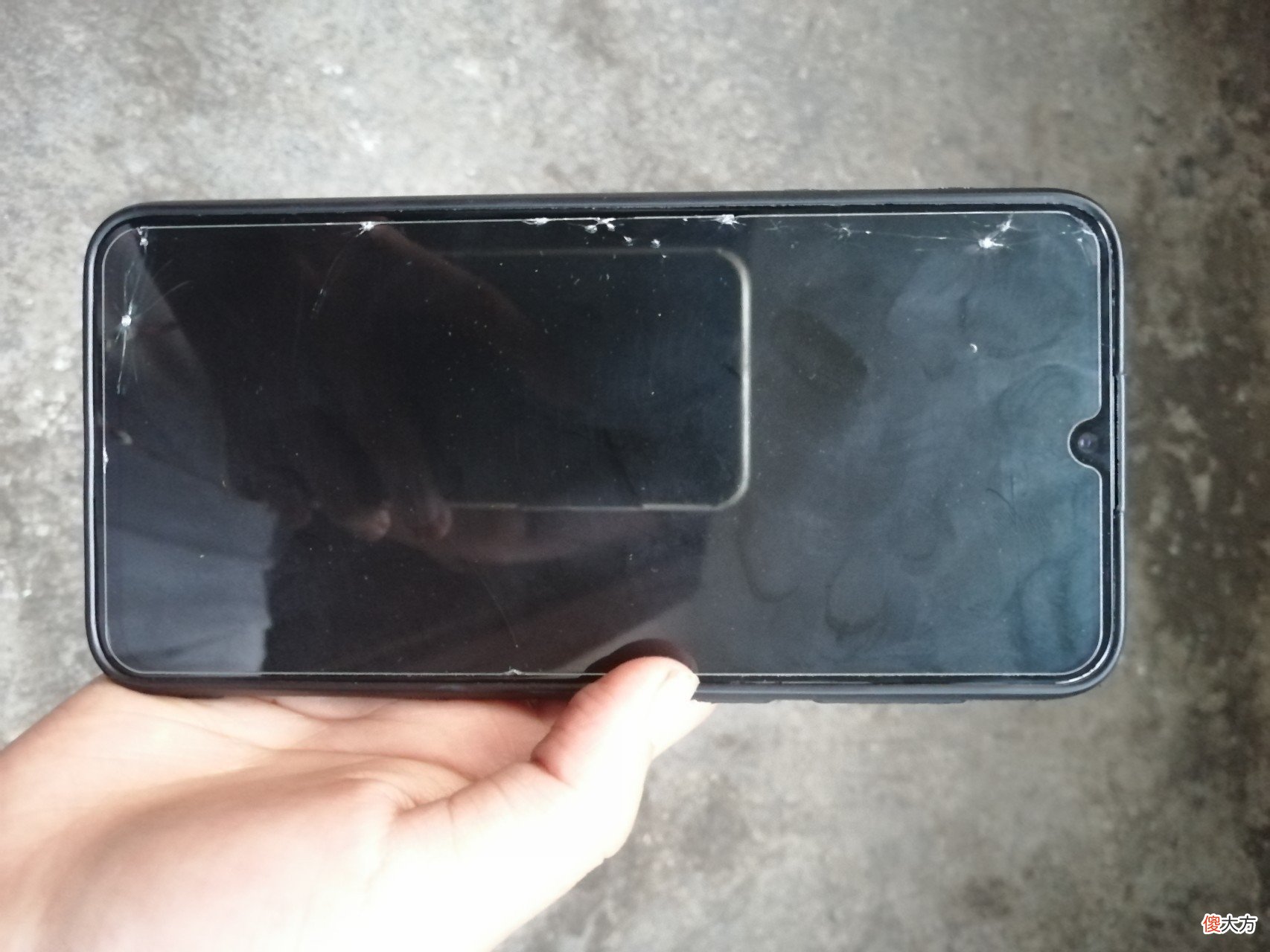手机总是进水怎么破 手机老是进水怎么办