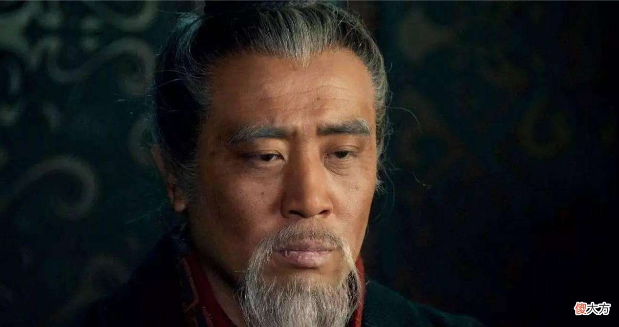 【爱历史】汉献帝不仅是曹操的女婿，还是曹丕的岳父？难怪曹丕放了他一马！