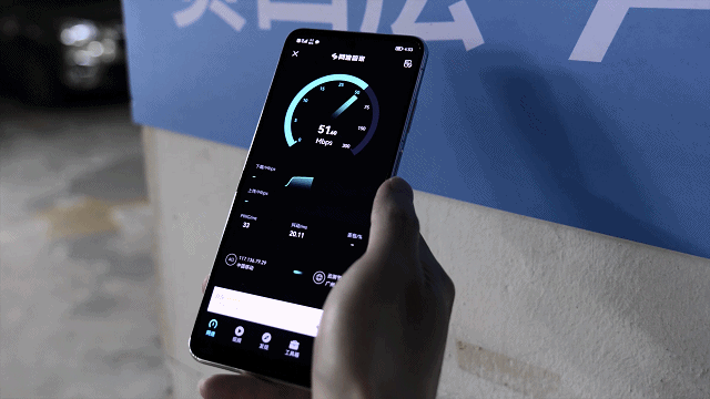 折叠旗舰信号大揭秘，OPPO华为三星谁能更胜一筹？一文了解真相信号测试：商场信号测试：地铁信号测试：地下停车场三大场景的网速测试：游戏延迟：下载与安装速度：小结：5G手机优势明显，