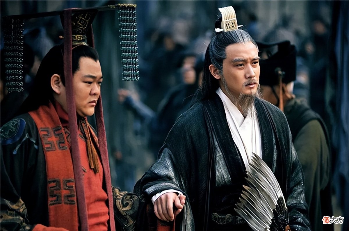 【爱历史】关羽最尊敬的三个朋友：一个出卖他一个忽悠他，一个却置他于死地