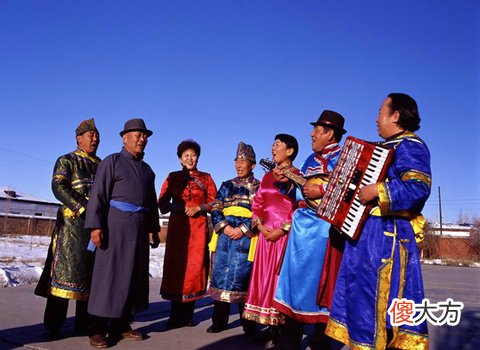 人口最多的11个民族都过春节吗？11个民族过年习俗有什么不同