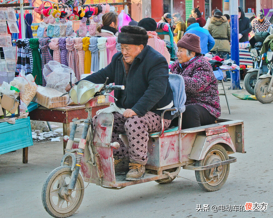 能用的两轮/三轮/四轮电动车 两轮电动车改成三轮或四轮