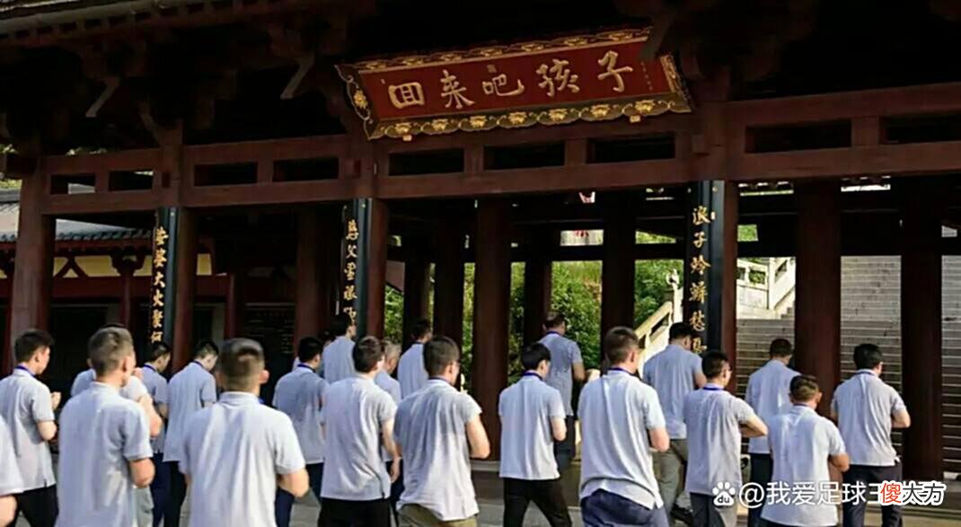 【历史故事】开封舅舅守护许妈，更是为了姚策，补偿郭威全部的爱！
