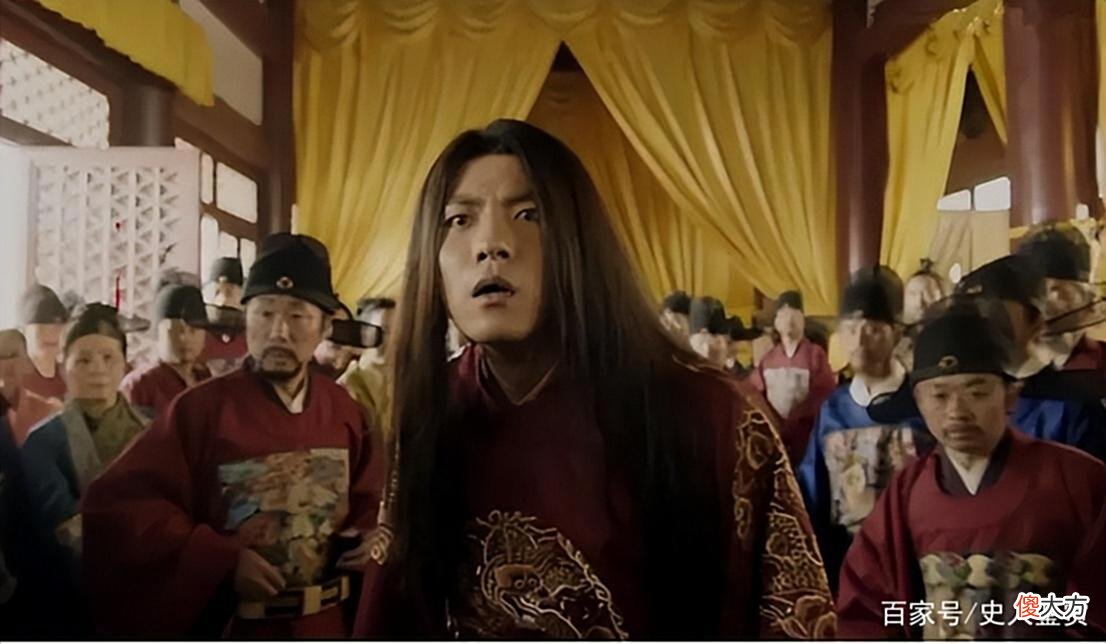 【爱历史】朱瞻基的父祖辈争皇位，你死我活，怎么没有兄弟和朱瞻基抢皇位