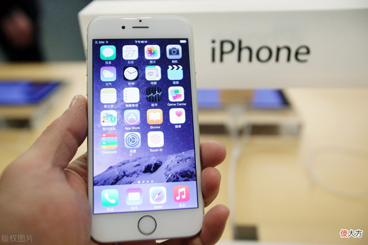 iPhone和Android手机谁才是王者？安卓手机依旧难望苹果其项背前言苹果当年的创新能力不复存在 挤牙膏式的升级安卓手机经过十几年的发展 直到现在依旧难望苹果其项背触及灵魂的一问 安卓手机和