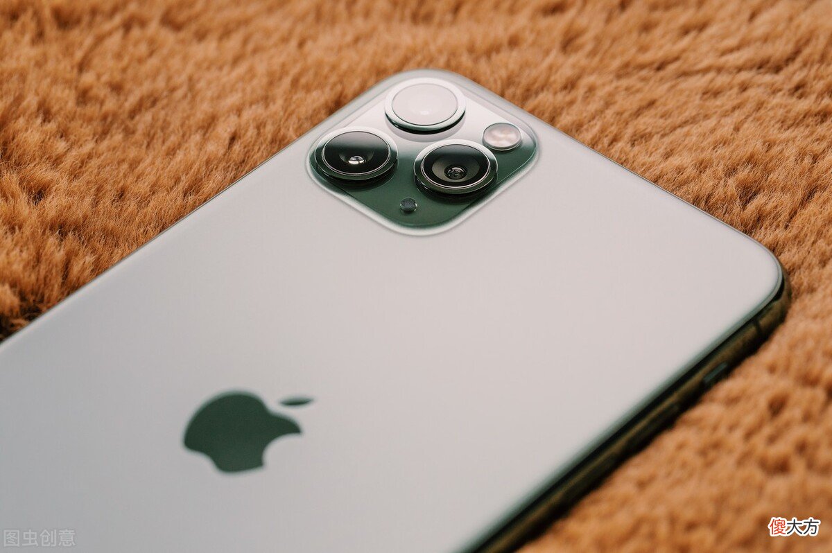 iPhone和Android手机谁才是王者？安卓手机依旧难望苹果其项背前言苹果当年的创新能力不复存在 挤牙膏式的升级安卓手机经过十几年的发展 直到现在依旧难望苹果其项背触及灵魂的一问 安卓手机和
