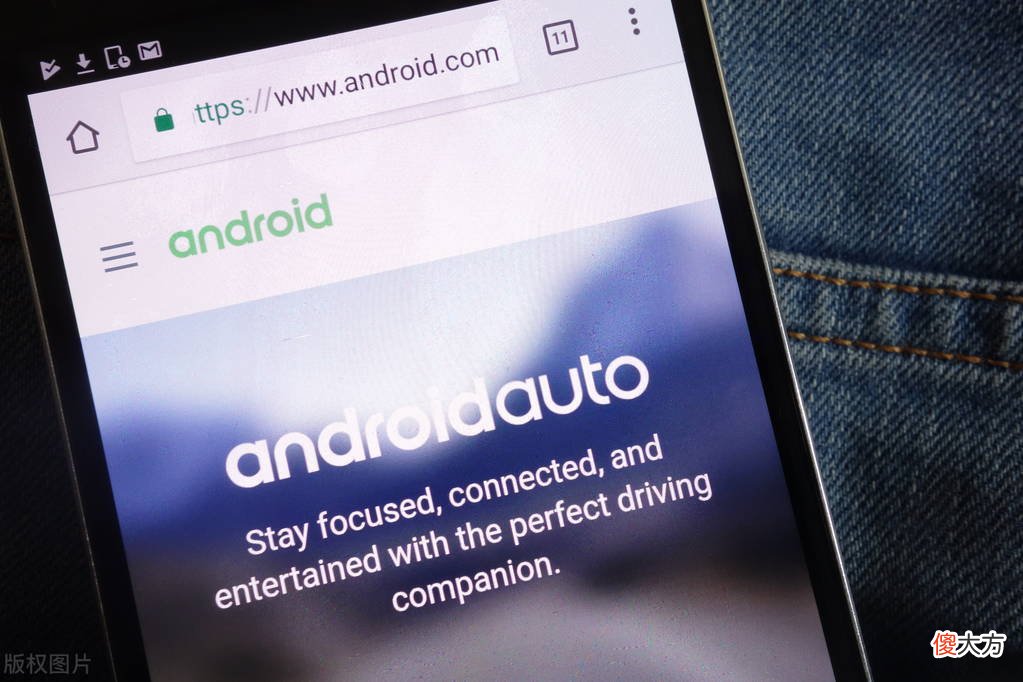 iPhone和Android手机谁才是王者？安卓手机依旧难望苹果其项背前言苹果当年的创新能力不复存在 挤牙膏式的升级安卓手机经过十几年的发展 直到现在依旧难望苹果其项背触及灵魂的一问 安卓手机和